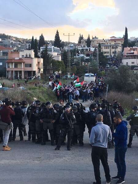 כוחות משטרה בערערה // צילום: מישל דוט קום